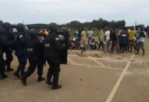 LNP fires live bullets at peaceful protesters, 1 person reportedly killed