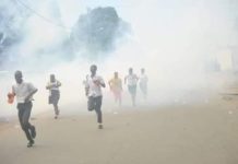 Police action hospitalizes several protesting students