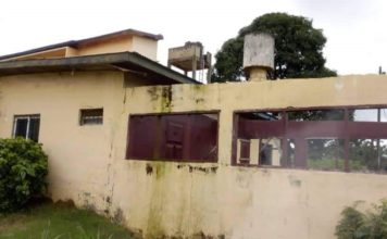 Bong County Supt. Compound turns into community toilet