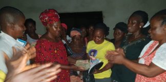 Former Senator Adolphus Dolo makes cash donation to Women Group in Nimba