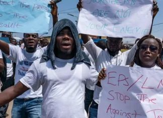 CPJ: Liberia’s journalists wary as authorities announce new press passes, threaten shutdowns
