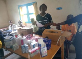 Local NGO presents drugs to two health facilities in Nimba District#3