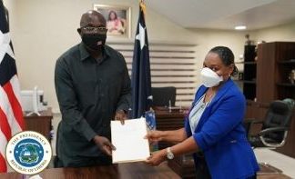 Pres. Weah Receives Report from ‘Reported Breaches’ at NPHIL Probe Committee