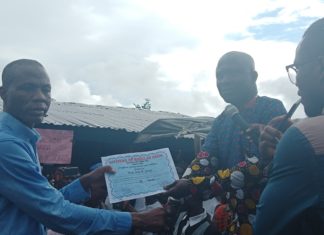 Barclay Farm’s Residents Endorse, Certificate Rep. Jones