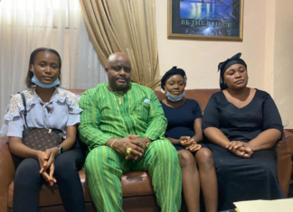 Liberian philanthropist awards University Scholarship to deceased auditor Albert Peters’ children