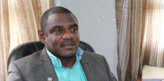 Government warns media houses of relay of popular opposition program