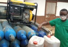 Eminent Lofian joins the Fight against Pandemic, refills oxygen tanks for local healthcare centers