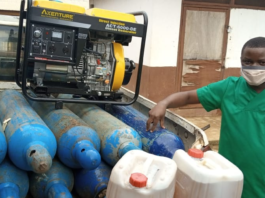 Eminent Lofian joins the Fight against Pandemic, refills oxygen tanks for local healthcare centers