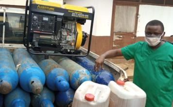 Eminent Lofian joins the Fight against Pandemic, refills oxygen tanks for local healthcare centers