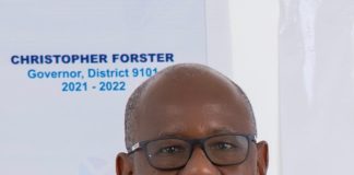 Rotary Int’l District Governor   visits Liberia