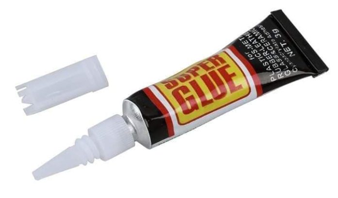 Super glue used by Joe