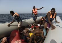 Tunisian fishermen retrieve bodies of eight migrants Migrant bodies found