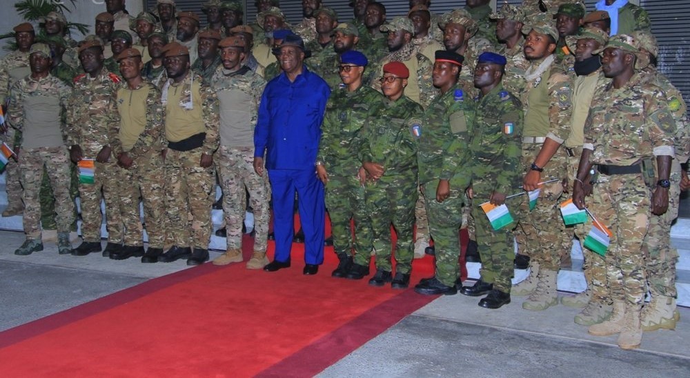 Alassane Ouattara welcomes the soldiers