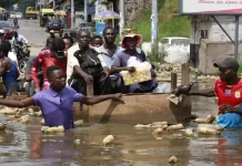 Flood hits Congolese capital Kinshasa as river rises to near-record level Dr. Congo