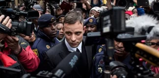 Oscar Pistorius released on parole 9 years after going to prison Oscar Pistoria