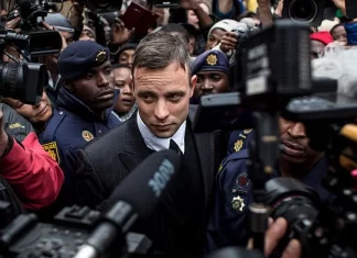 Oscar Pistorius released on parole 9 years after going to prison Oscar Pistoria