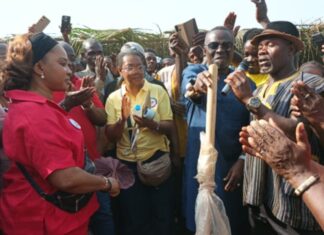CMC Political leader breaks ground for the construction of Road in Gbarzon District