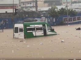 Torrential Rains Flood Abidjan, Disrupting Traffic and Trapping Residents