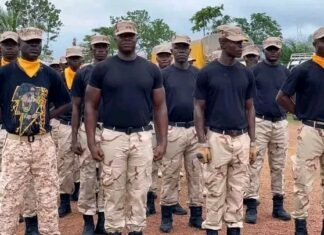 Graduates 400 Officers After Specialized Training LIS new graduates