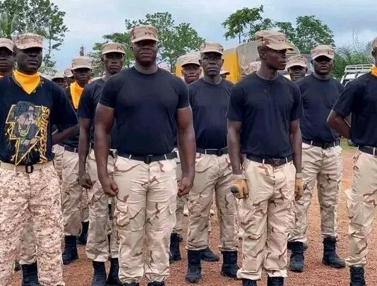 Graduates 400 Officers After Specialized Training LIS new graduates